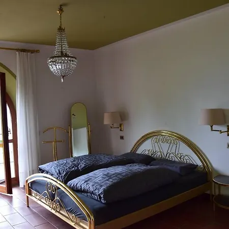 Villa Casa Camelia In Traumlage *