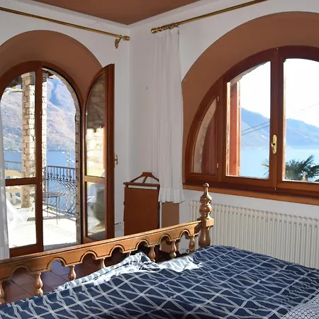 Villa Casa Camelia In Traumlage *